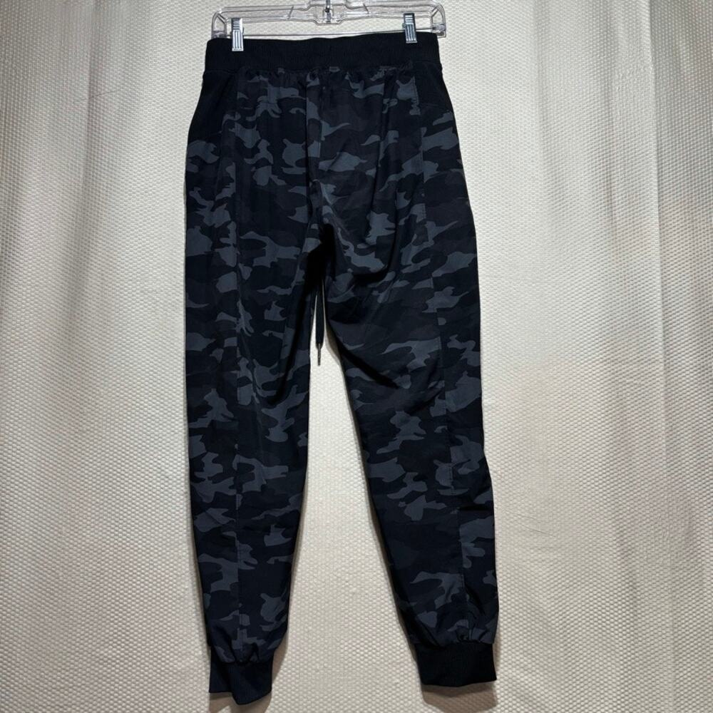 Apana Women's Camo Jogger Pants Size M Black Gray Drawstring Zip Pocket - Picture 8 of 8